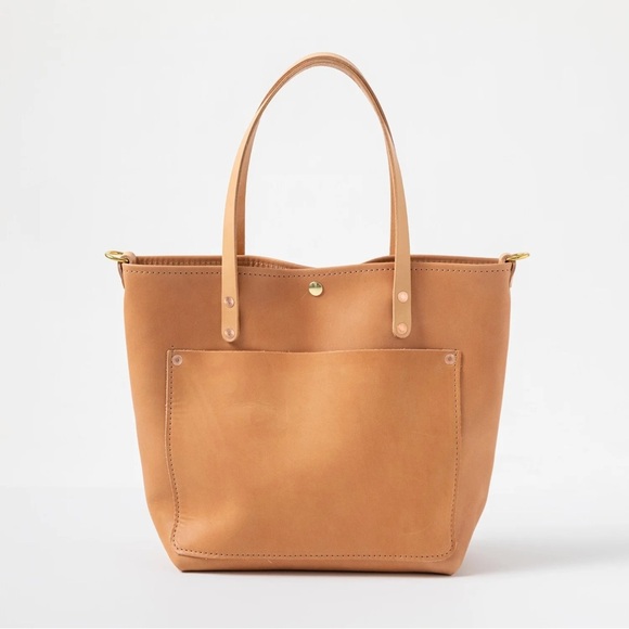 KMM&Co Handbags - KMM&Co Natural Essex Travel Tote